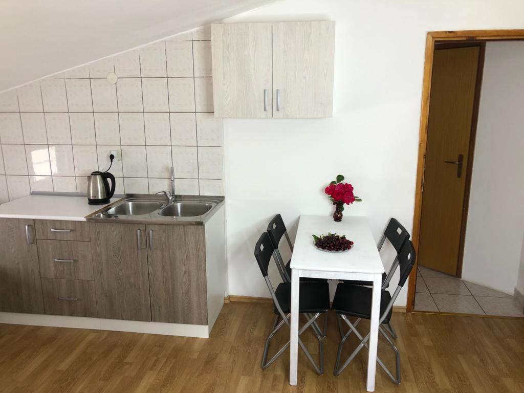 Pansion Modana Međugorje Exterior foto