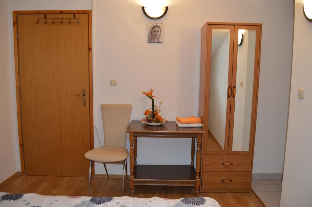 Pansion Modana Međugorje Exterior foto